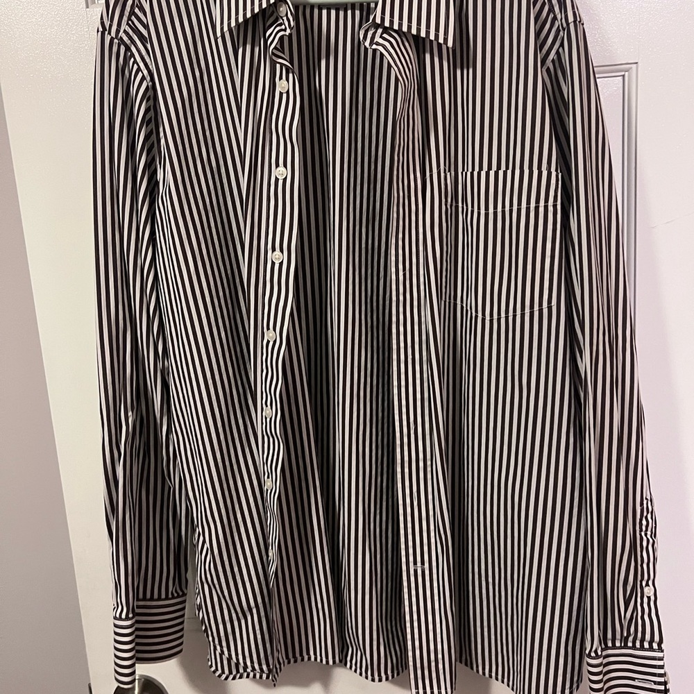 Mens long sleeve gap shirt. Brown and white vertical stripes- fitted